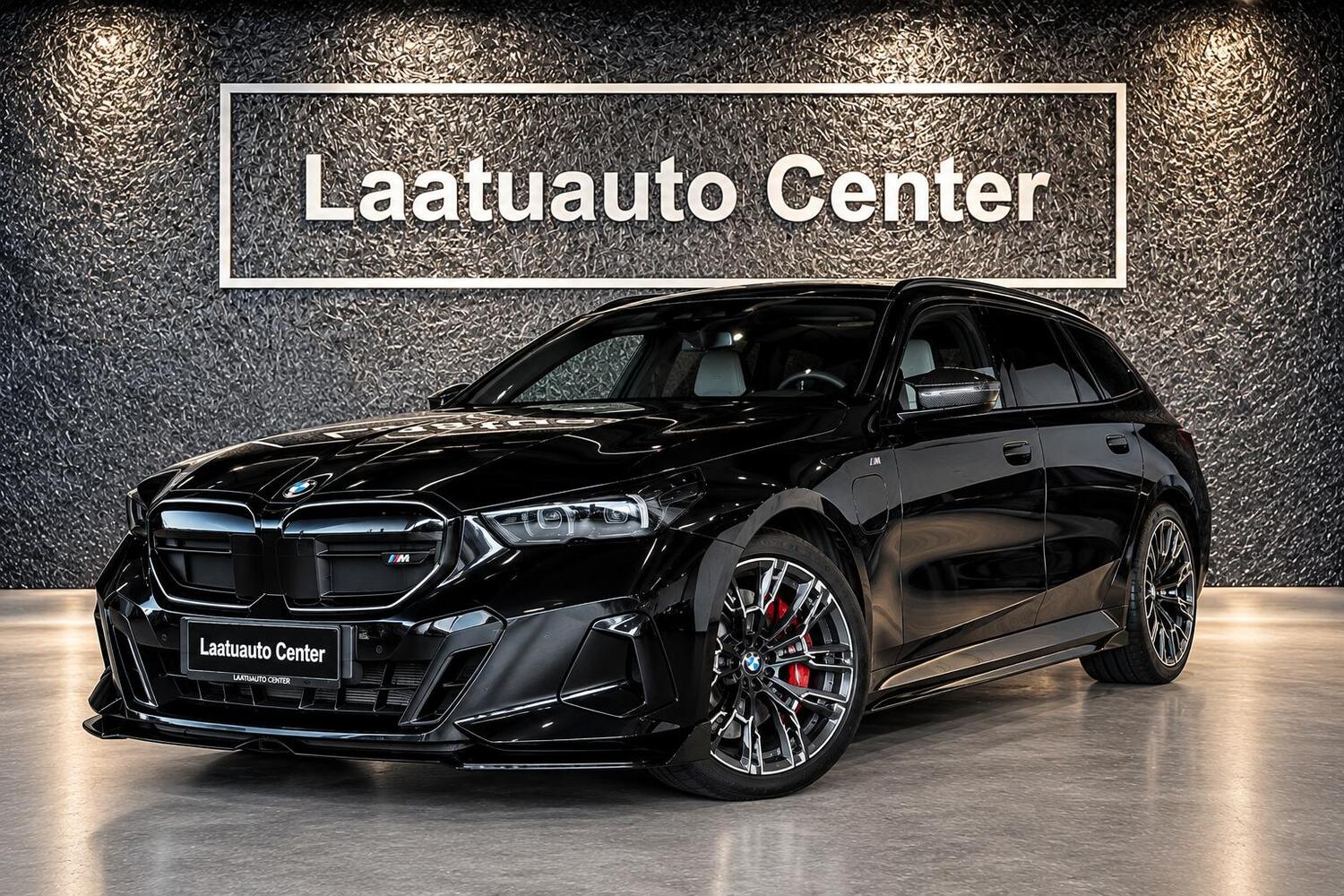BMW i5 M60 vaihtoauto