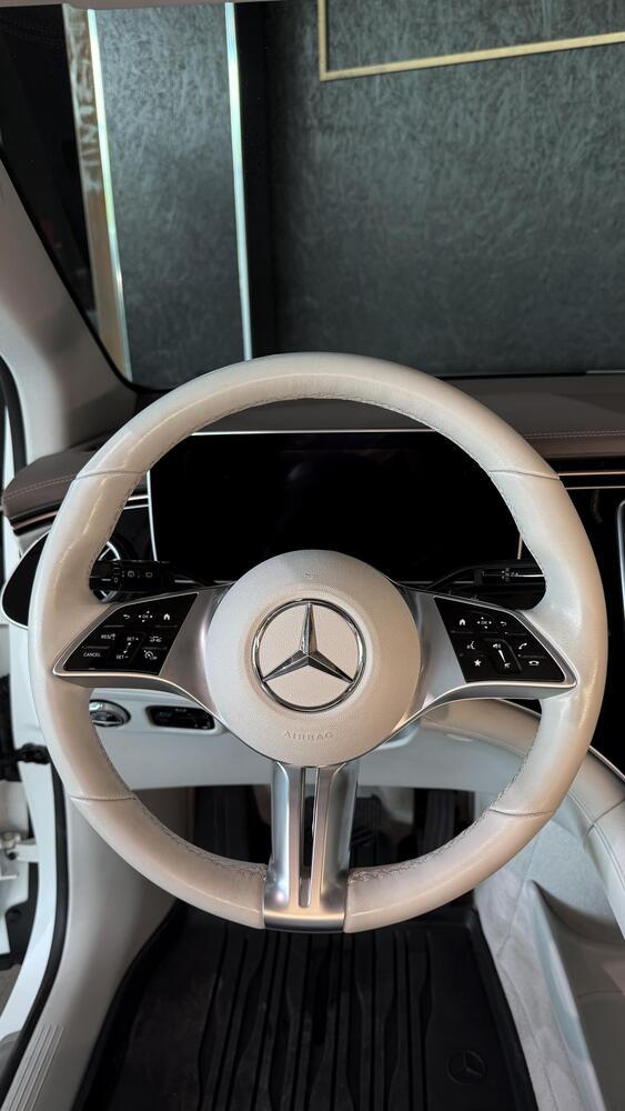 Mercedes-Benz EQE vaihtoauto