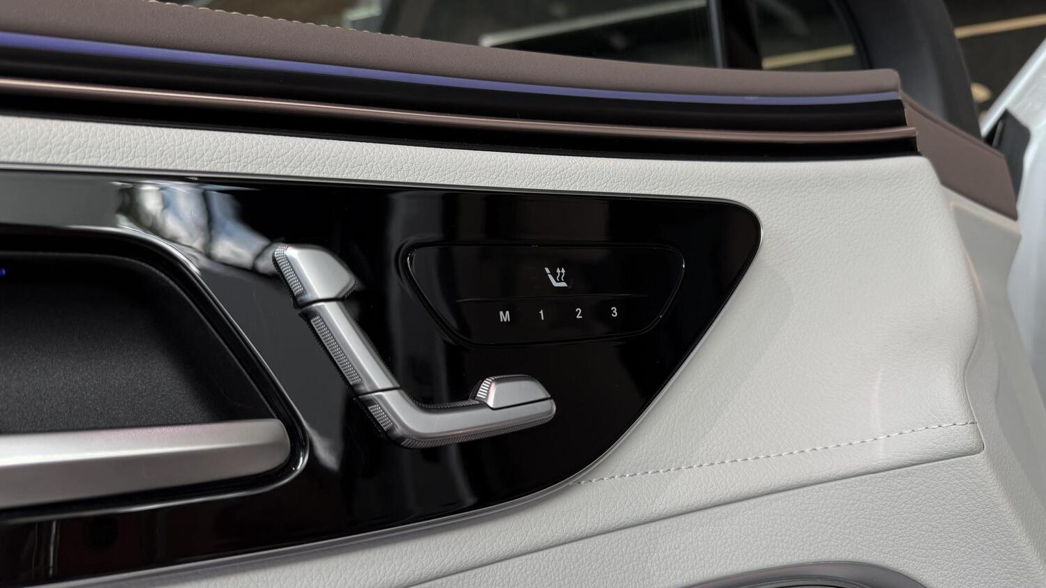Mercedes-Benz EQE vaihtoauto