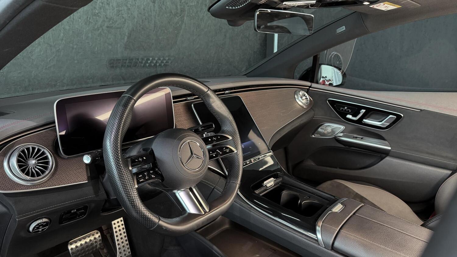 Mercedes-Benz EQE vaihtoauto