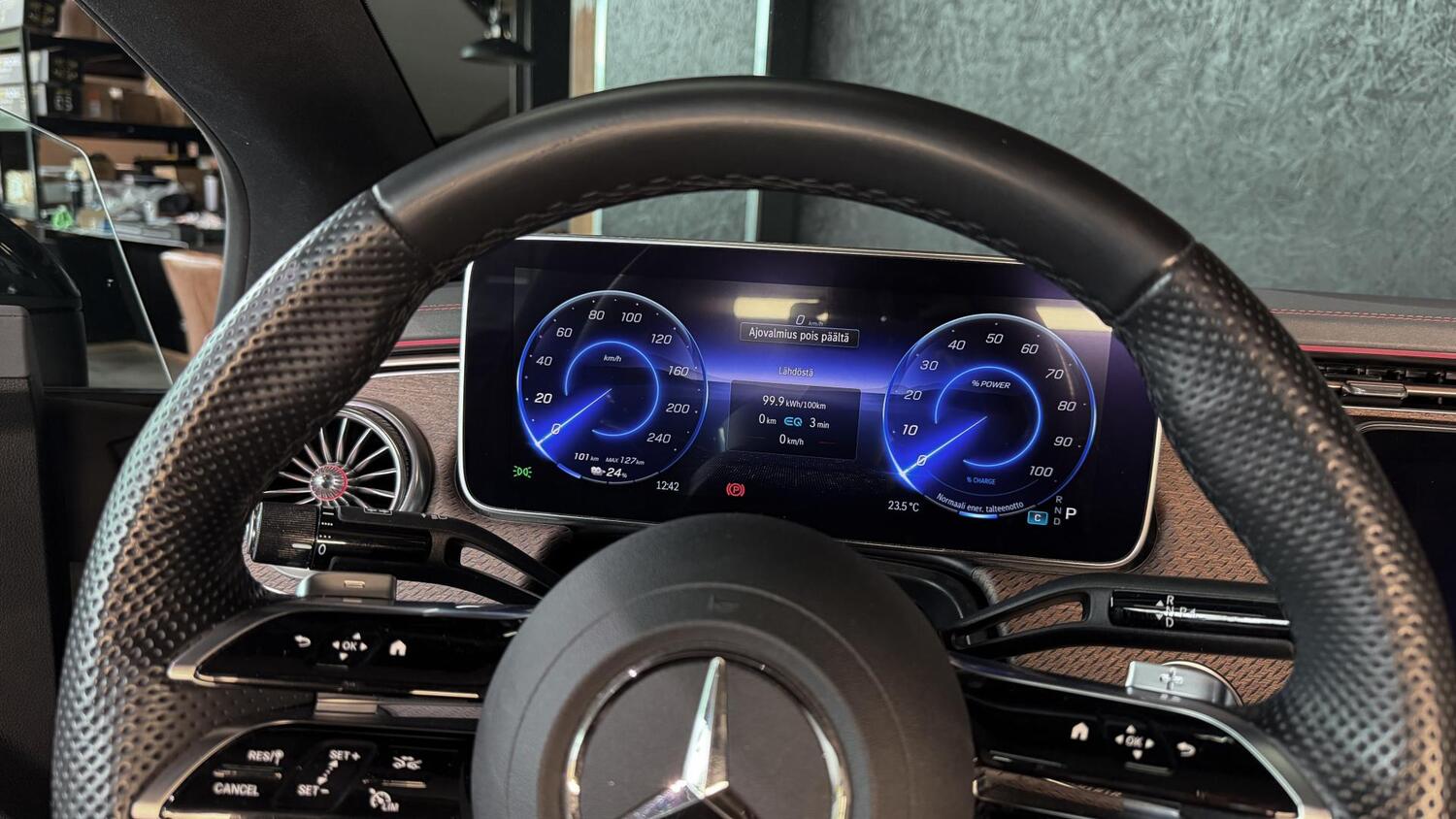 Mercedes-Benz EQE vaihtoauto