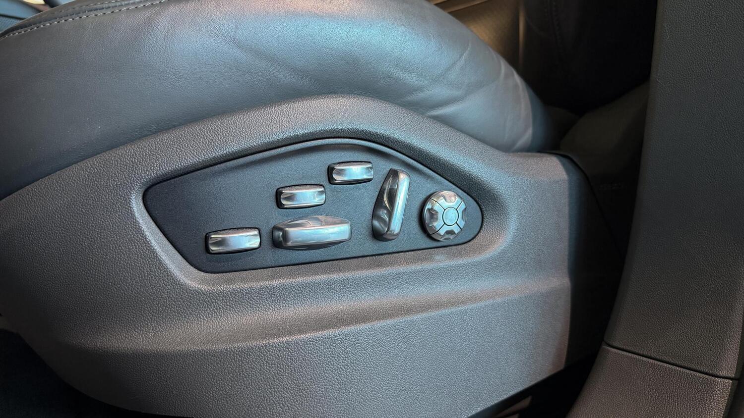 Porsche Cayenne vaihtoauto