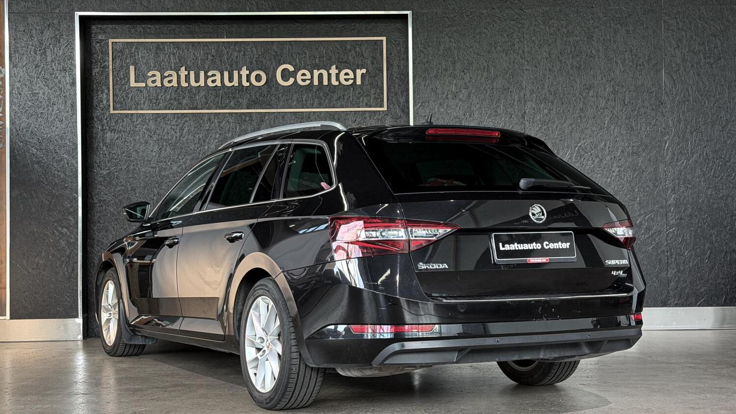 Skoda Superb vaihtoauto
