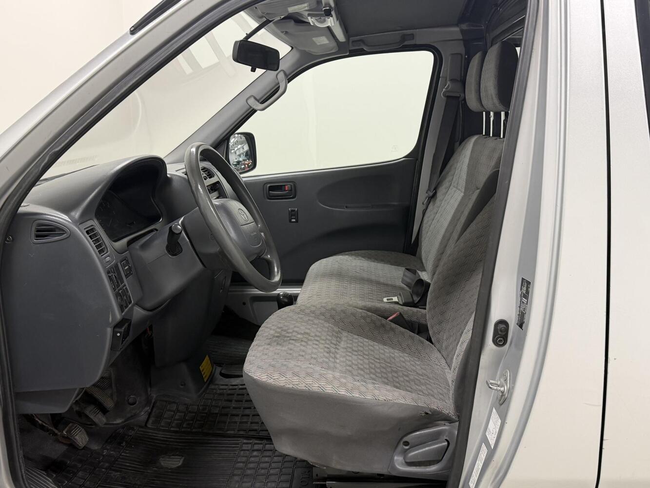 Toyota Hiace vaihtoauto