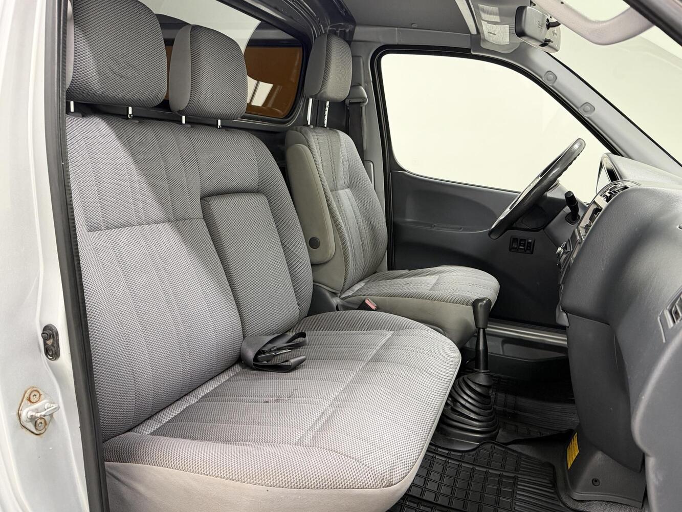 Toyota Hiace vaihtoauto