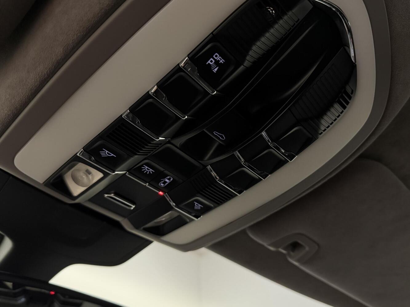 Porsche Panamera vaihtoauto