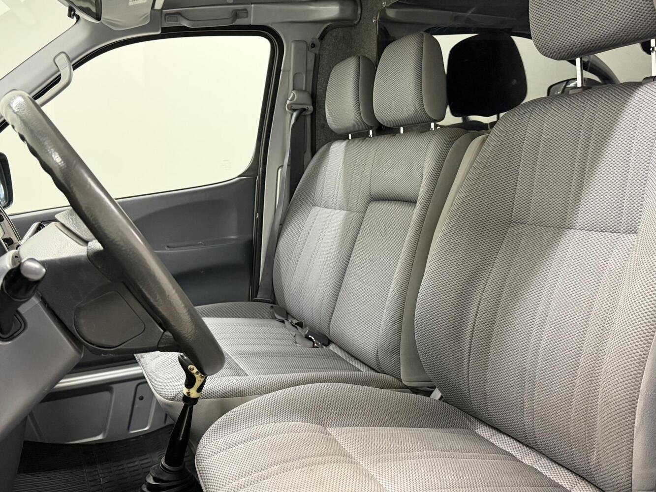 Toyota Hiace vaihtoauto