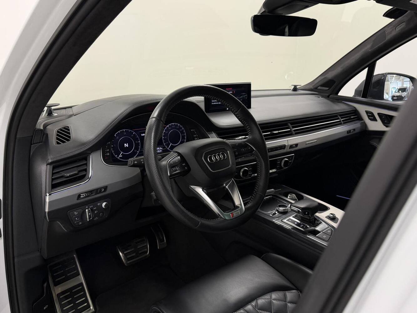 Audi Q7 vaihtoauto