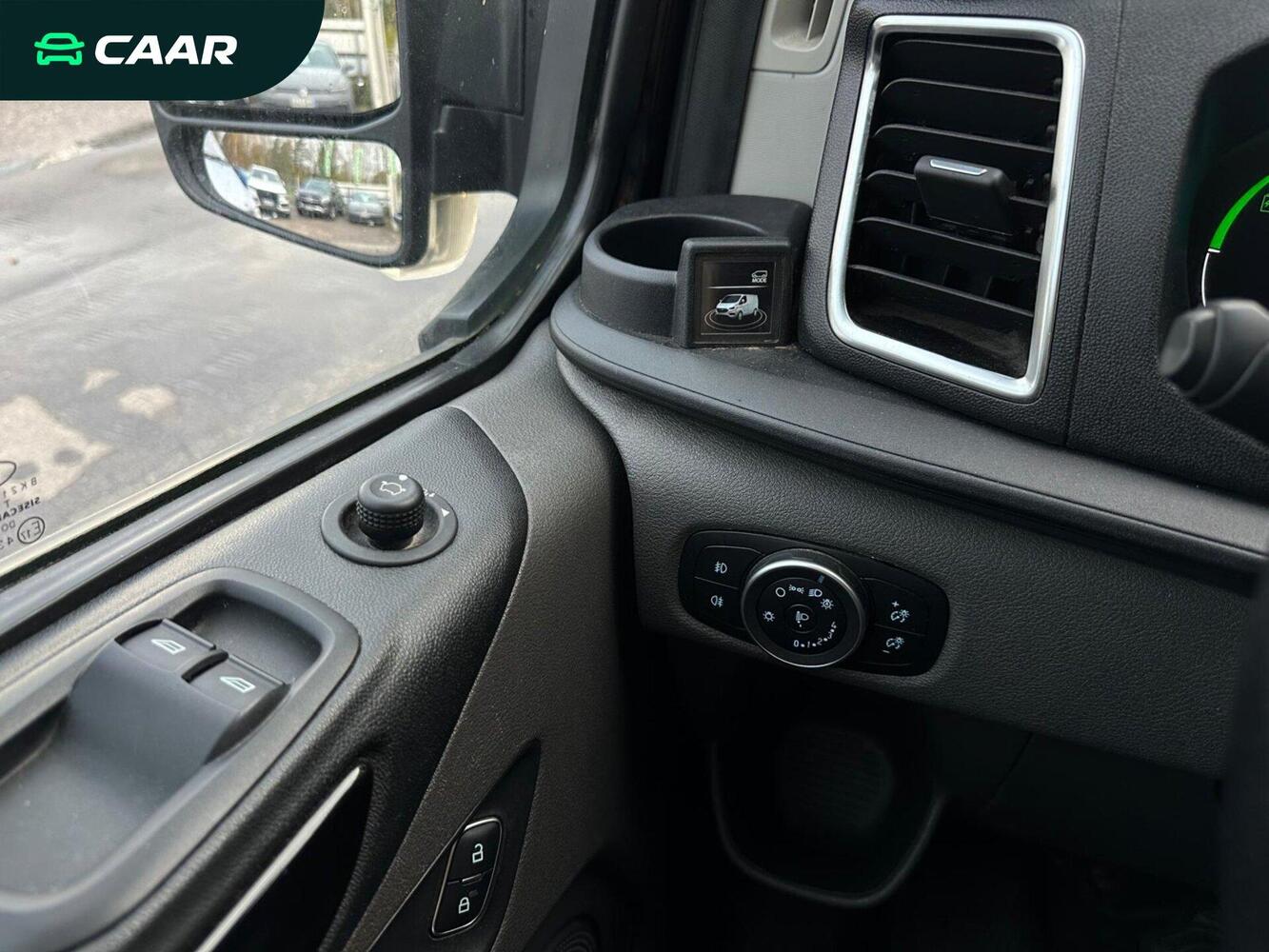 Ford Transit Custom vaihtoauto