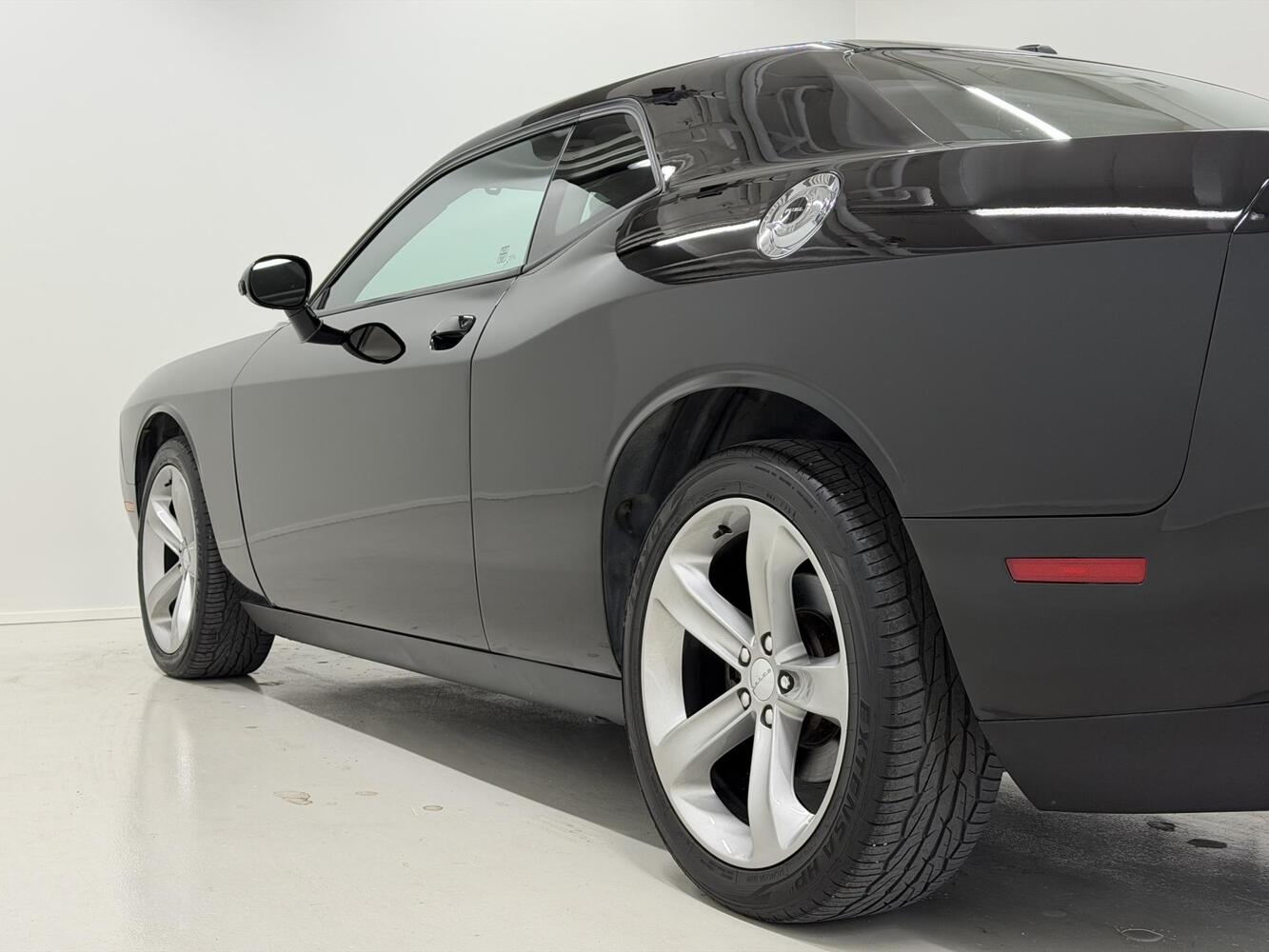 Dodge Challenger vaihtoauto