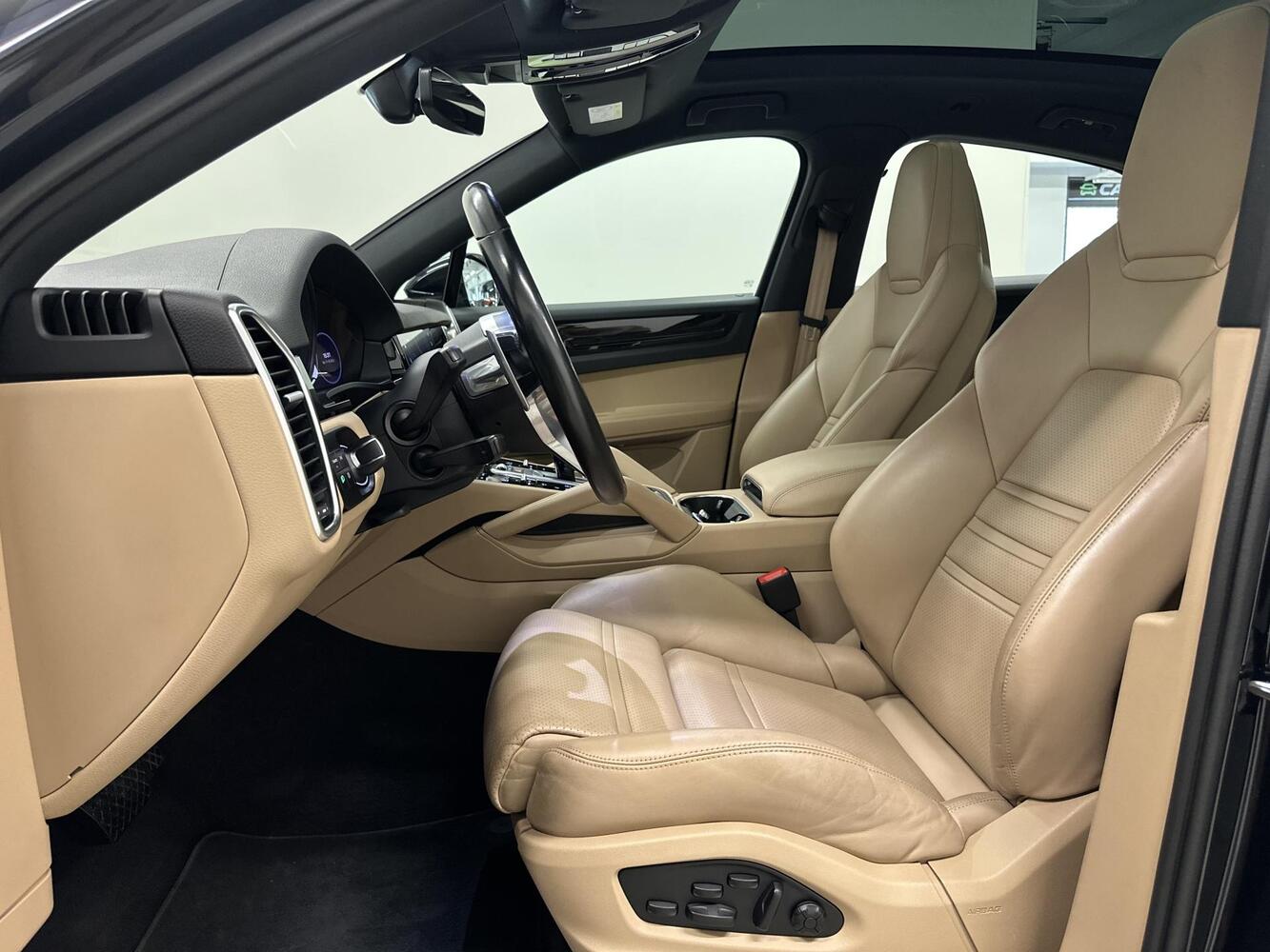 Porsche Cayenne vaihtoauto