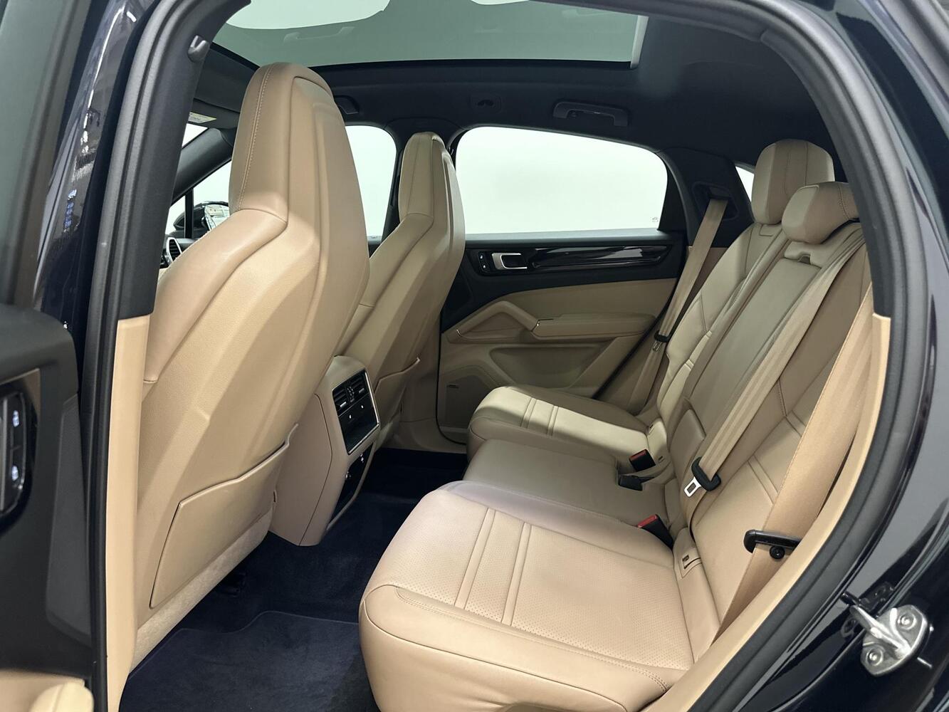 Porsche Cayenne vaihtoauto