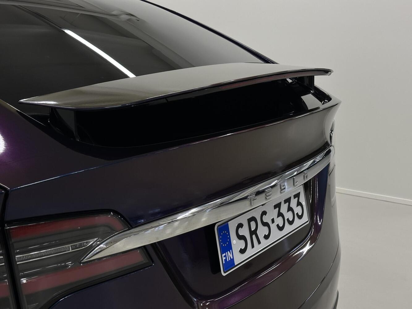 Tesla Model X vaihtoauto