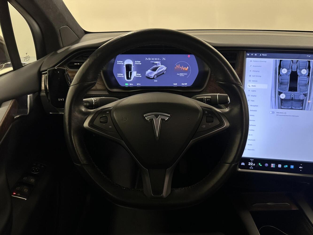 Tesla Model X vaihtoauto