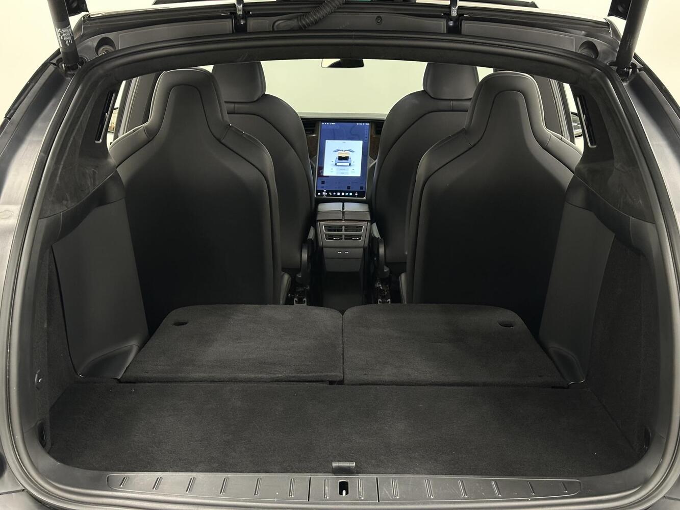 Tesla Model X vaihtoauto