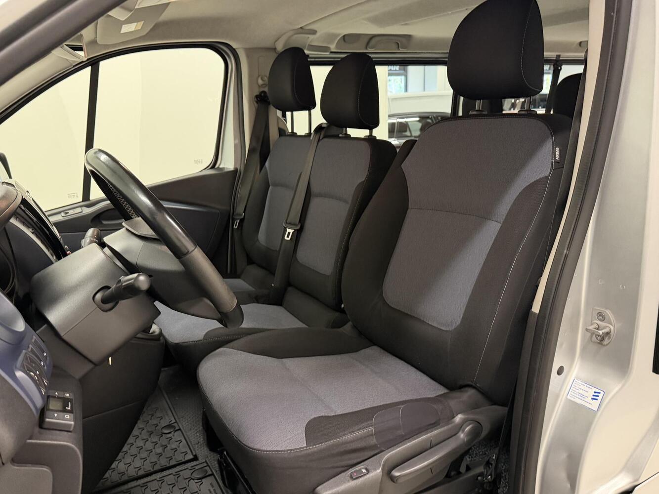 Opel Vivaro vaihtoauto