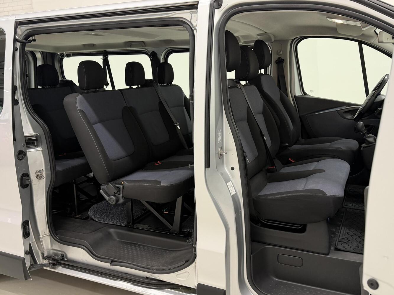 Opel Vivaro vaihtoauto