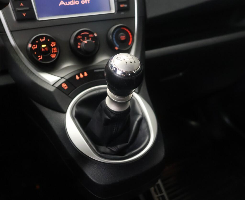 Toyota Verso-S vaihtoauto