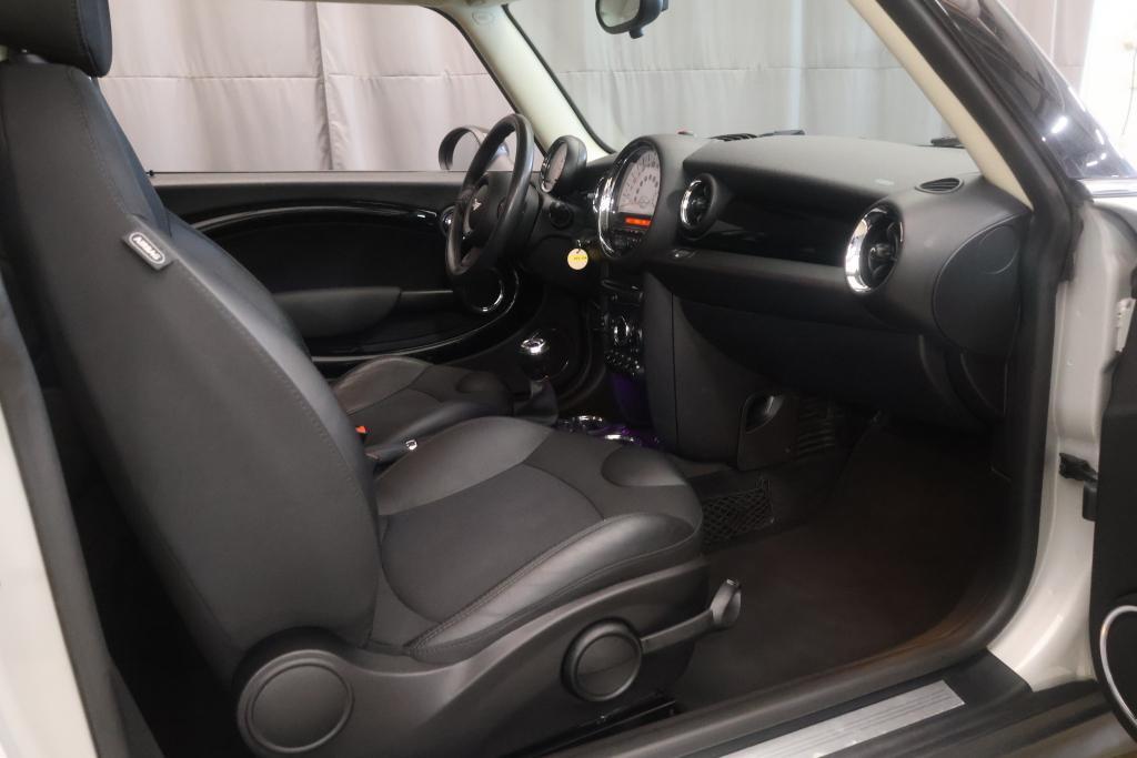 Mini Cooper vaihtoauto