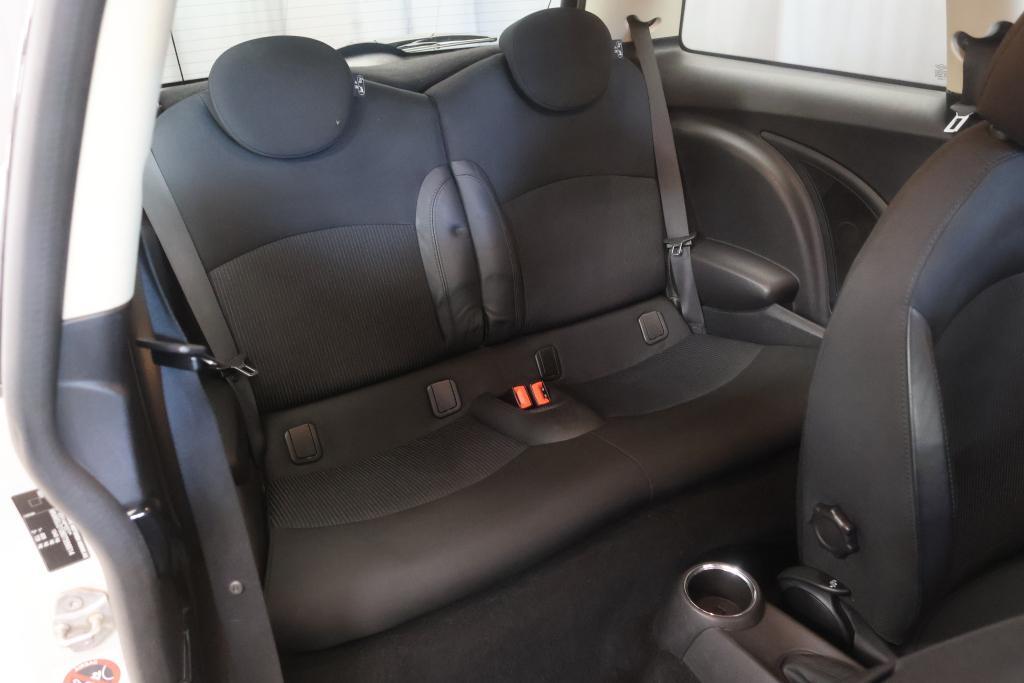 Mini Cooper vaihtoauto