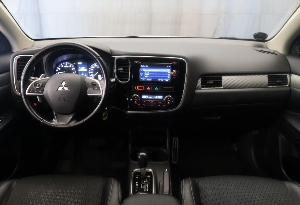 Mitsubishi Outlander vaihtoauto