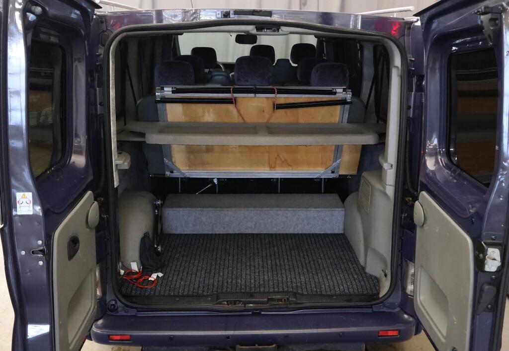 Opel Vivaro vaihtoauto