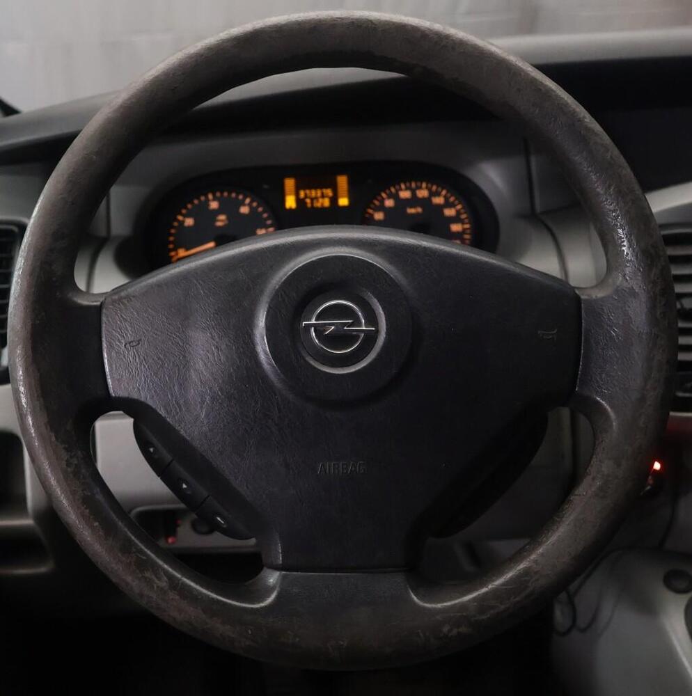 Opel Vivaro vaihtoauto
