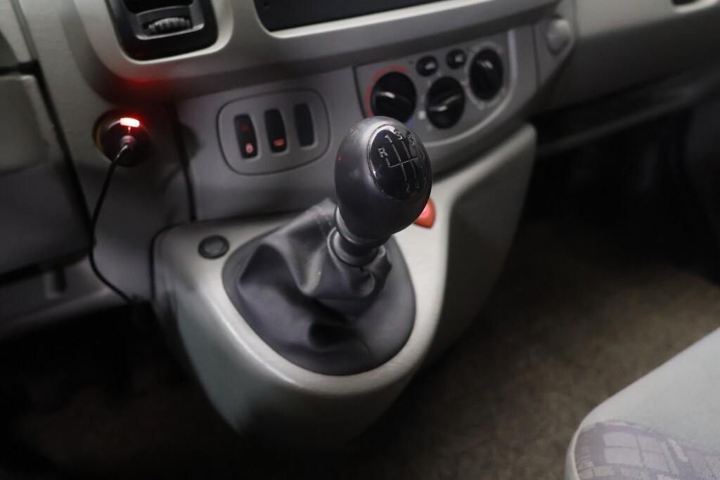 Opel Vivaro vaihtoauto