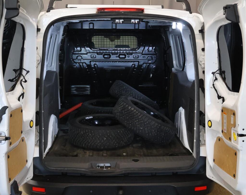 Ford Transit Connect vaihtoauto
