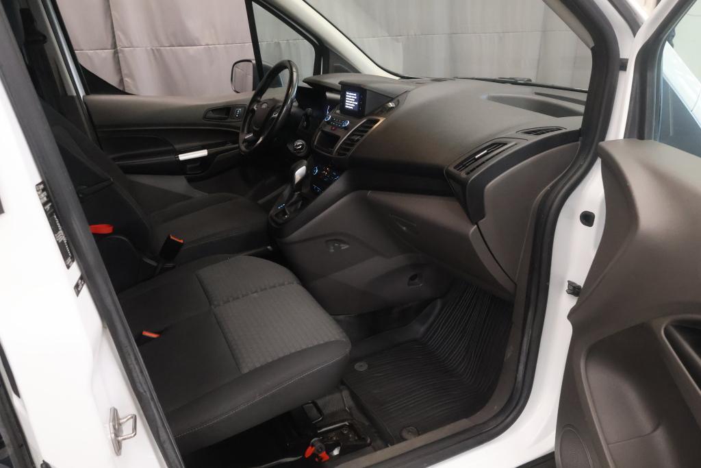 Ford Transit Connect vaihtoauto