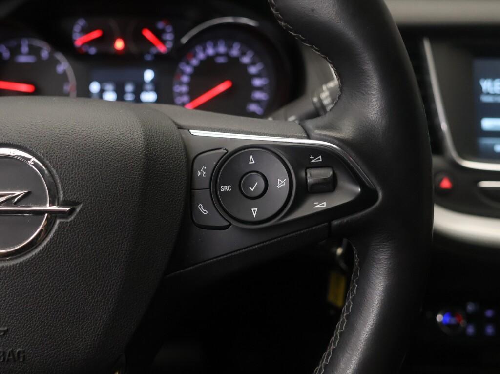 Opel Grandland X vaihtoauto