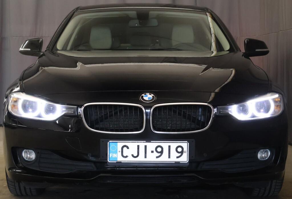 BMW 318 vaihtoauto