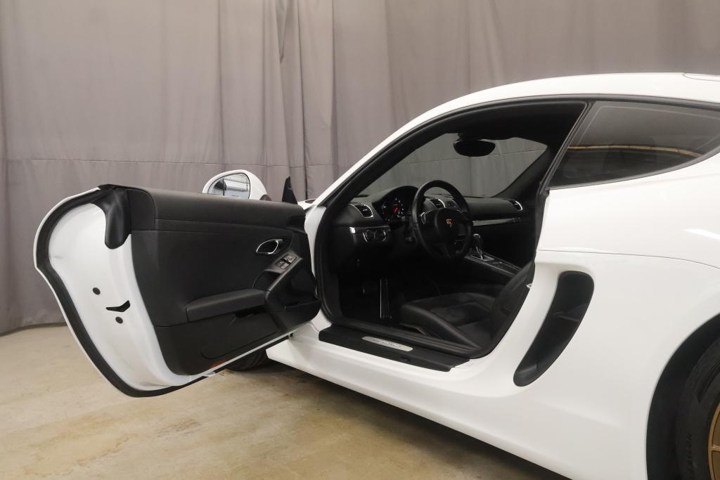 Porsche Cayman vaihtoauto