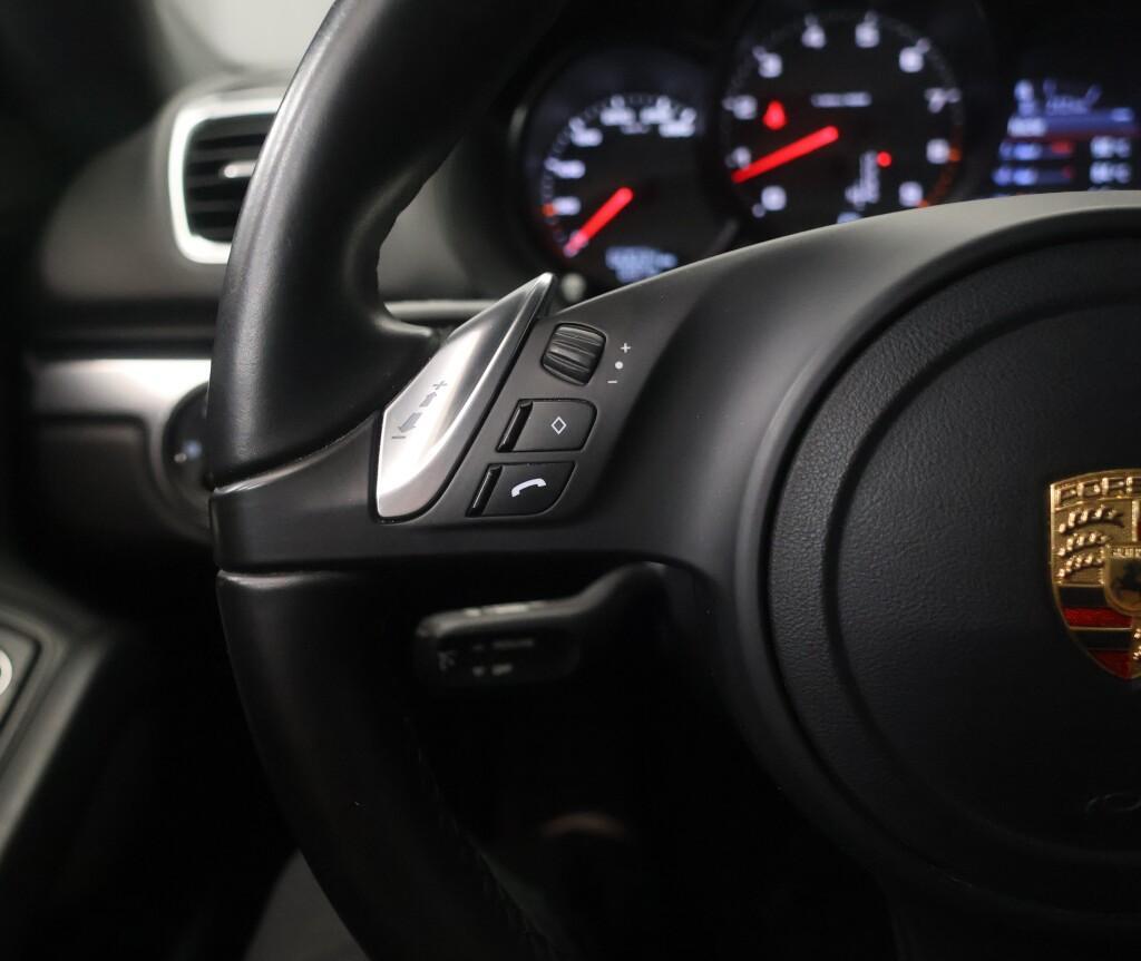 Porsche Cayman vaihtoauto