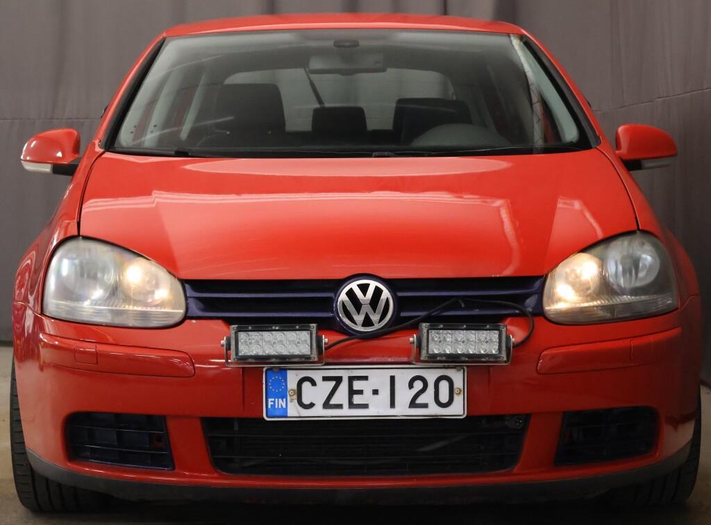 Volkswagen Golf vaihtoauto