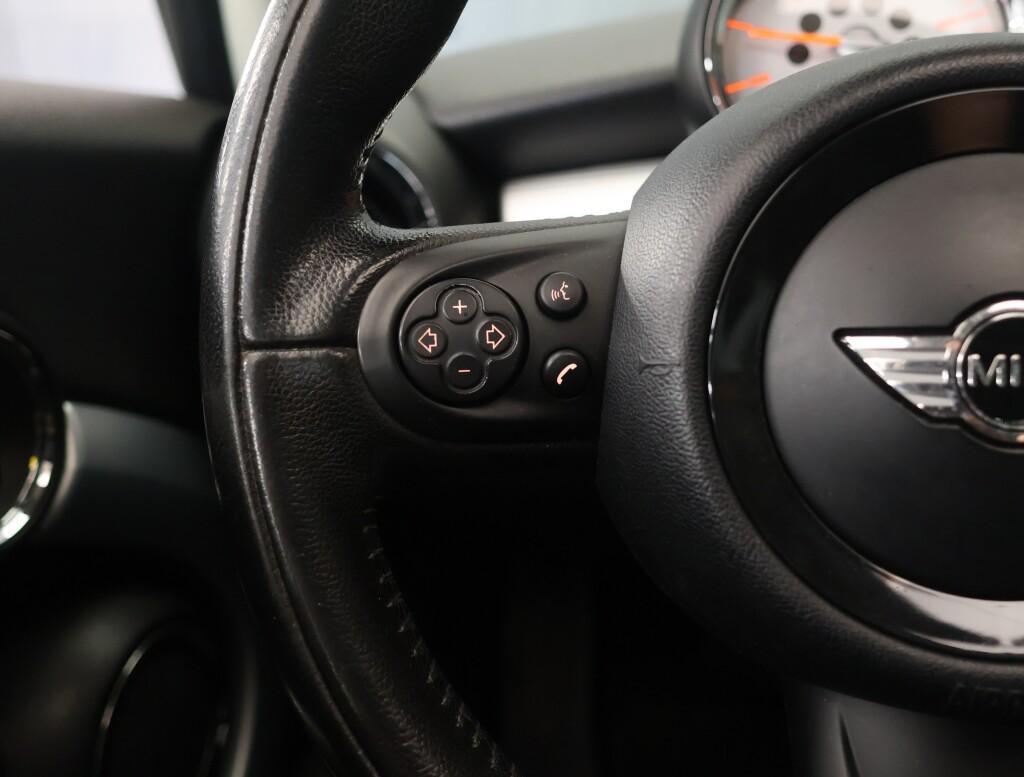 Mini Cooper vaihtoauto