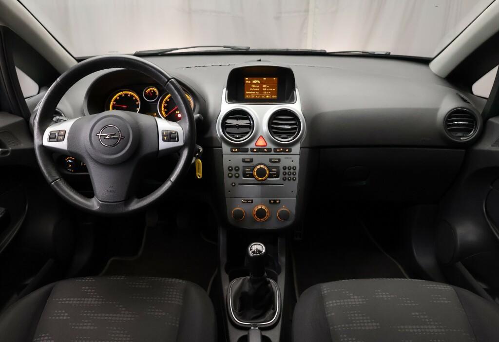 Opel Corsa vaihtoauto
