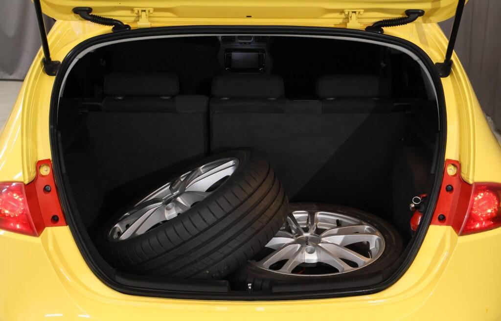 SEAT Leon vaihtoauto