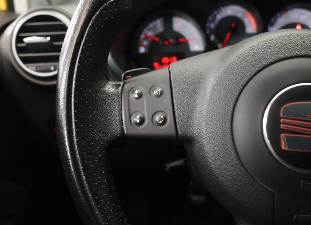 SEAT Leon vaihtoauto
