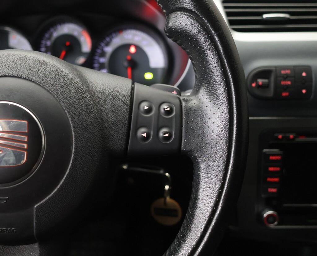 SEAT Leon vaihtoauto