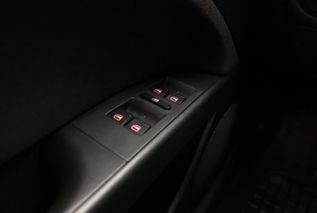 SEAT Leon vaihtoauto