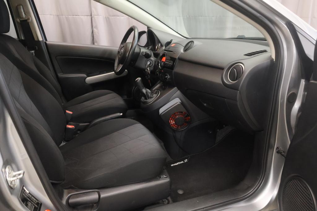 Mazda 2 vaihtoauto