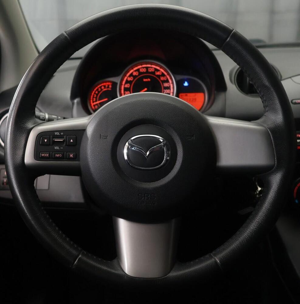 Mazda 2 vaihtoauto