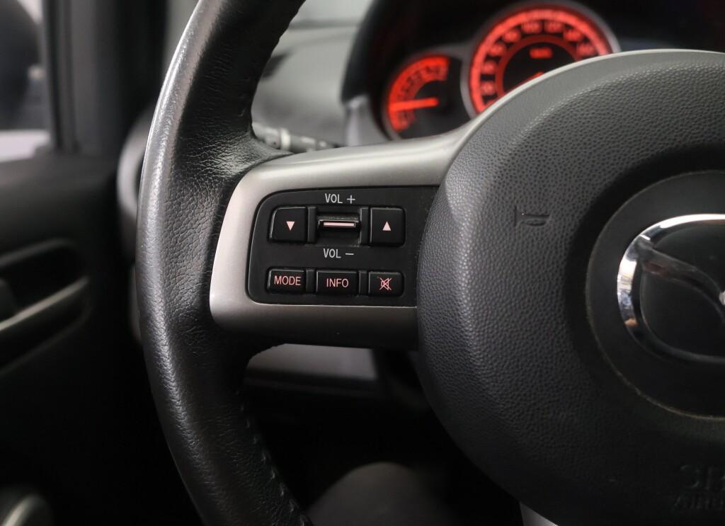 Mazda 2 vaihtoauto