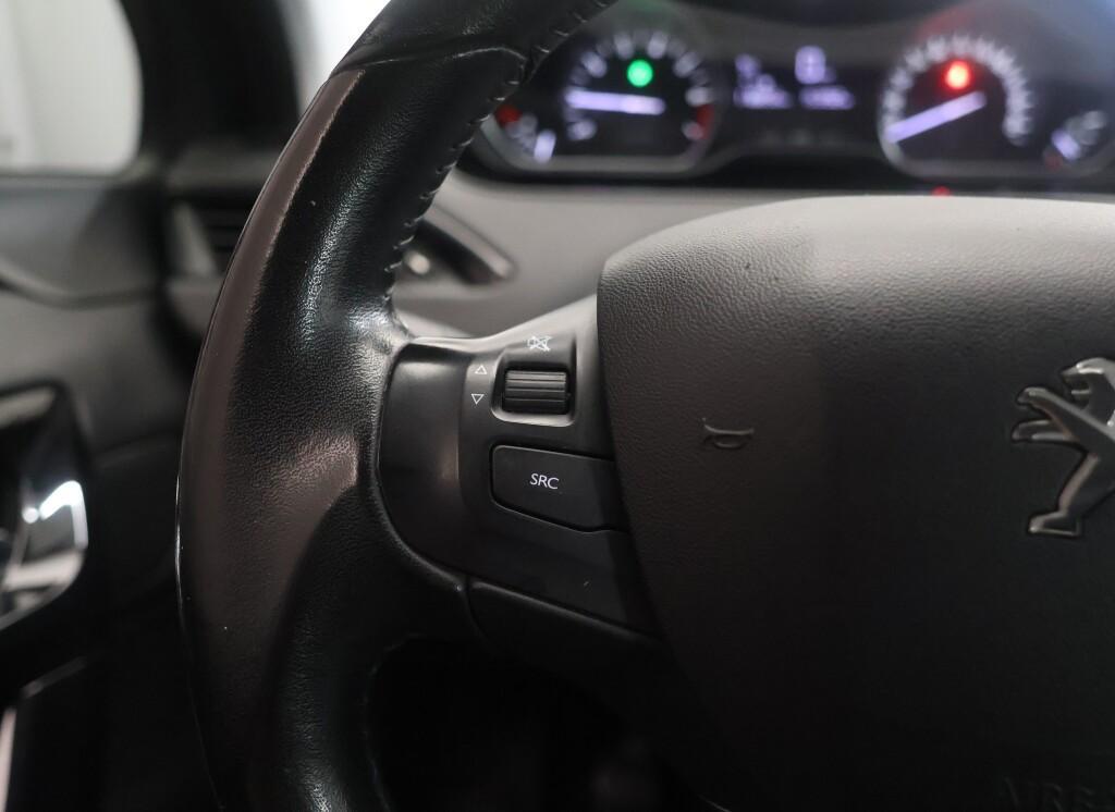 Peugeot 208 vaihtoauto