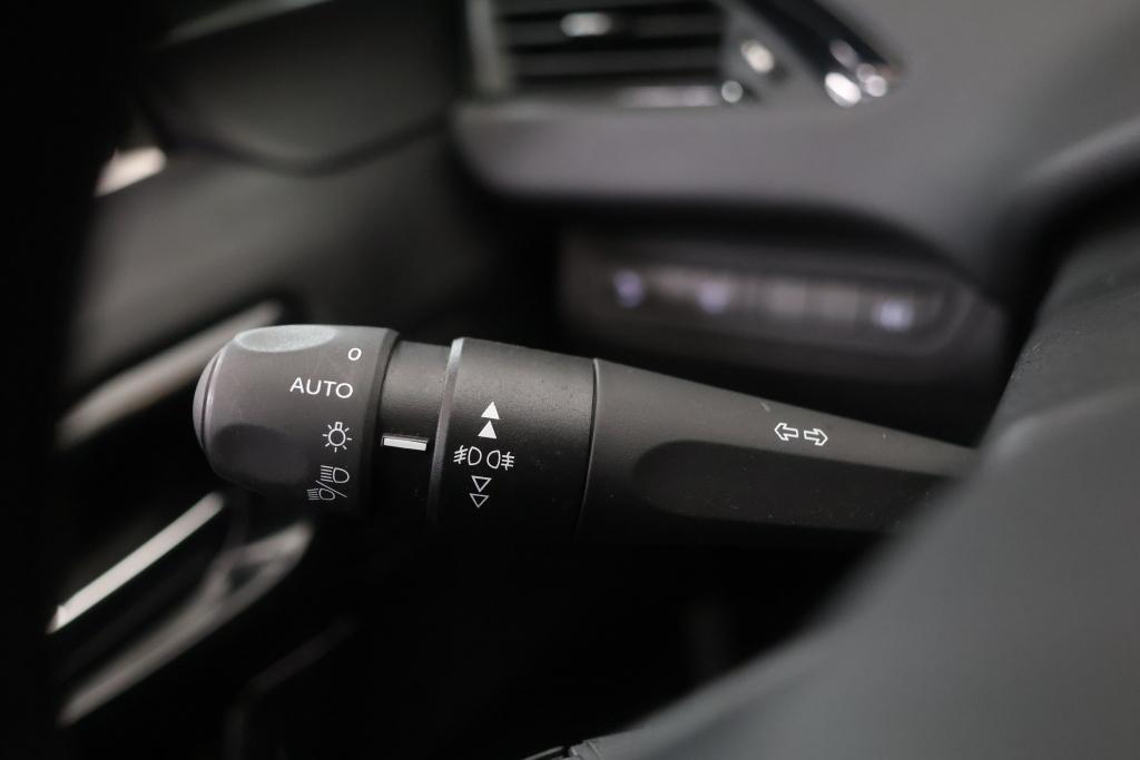 Peugeot 208 vaihtoauto