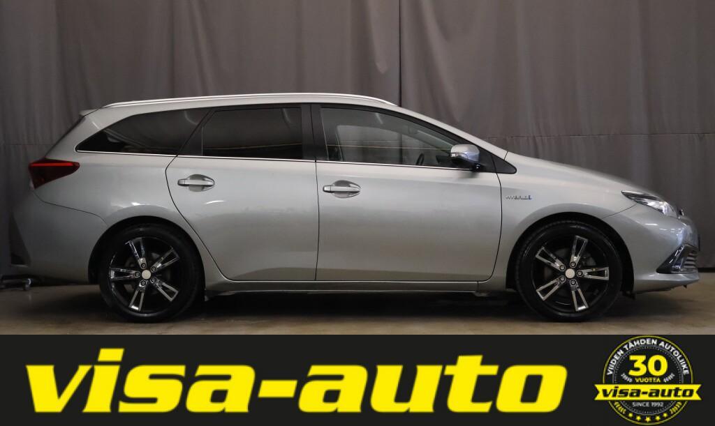 Toyota Auris vaihtoauto