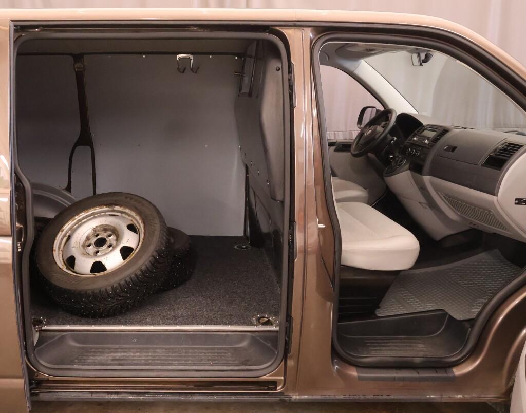 Volkswagen Transporter vaihtoauto