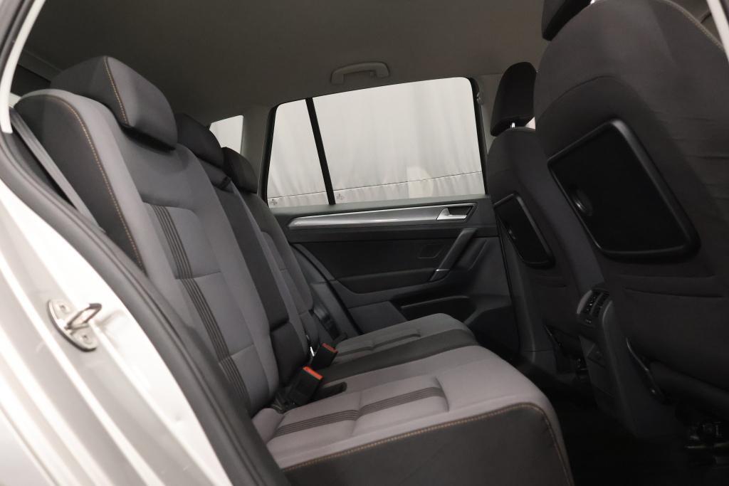 Volkswagen Golf Sportsvan vaihtoauto