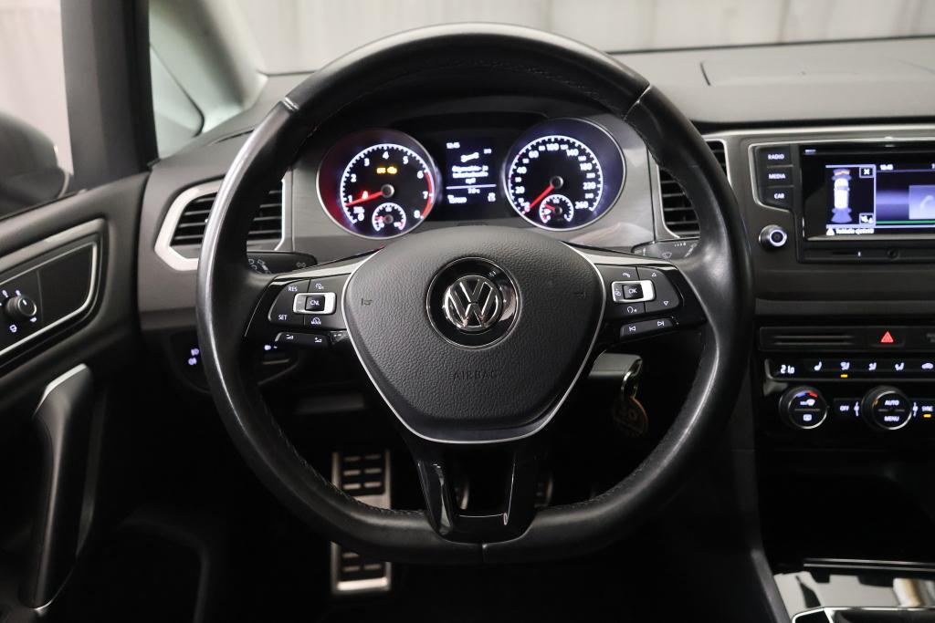 Volkswagen Golf Sportsvan vaihtoauto